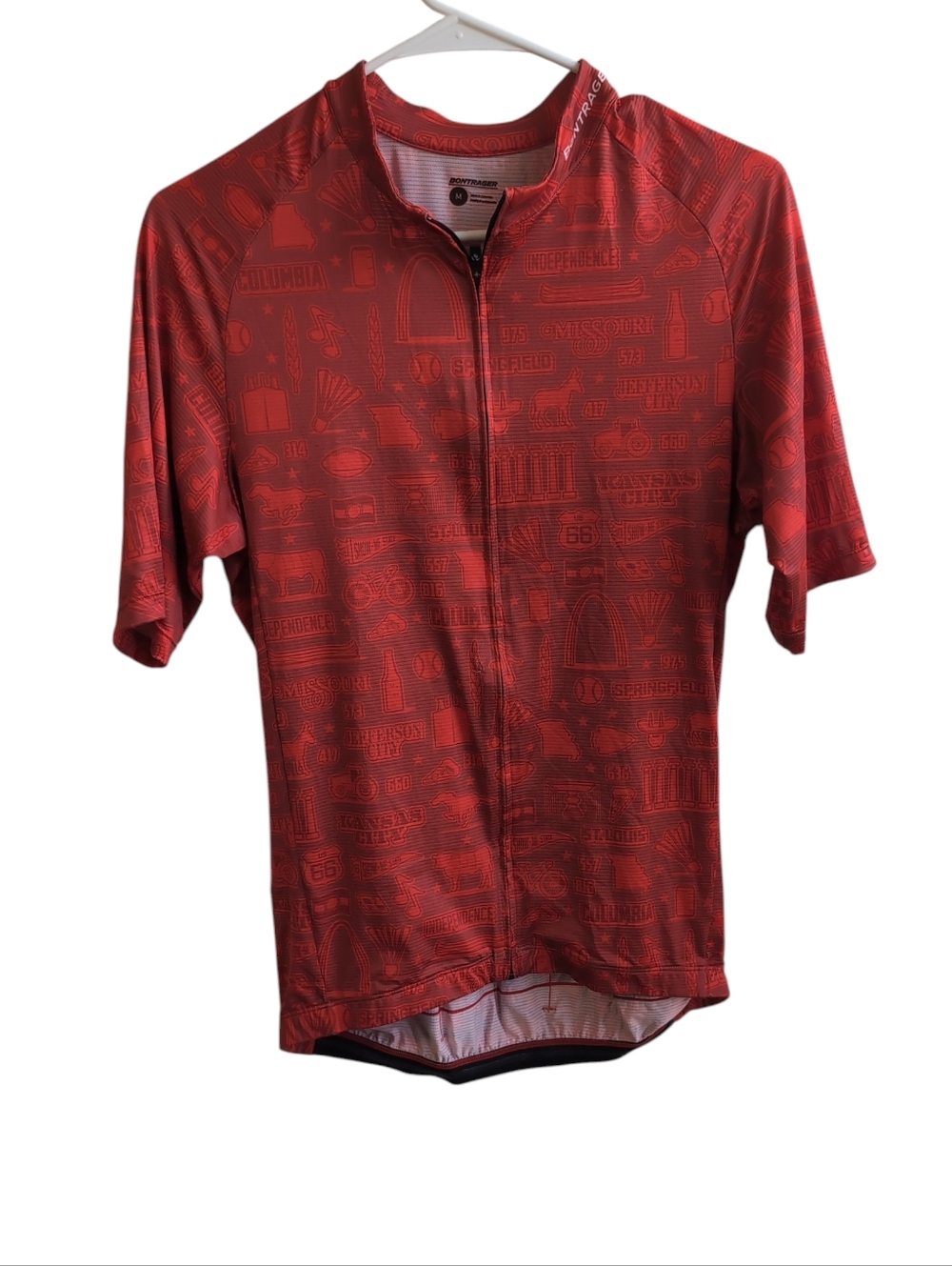 Bontrager Red Missouri Themed Short Sleeve Full Zip Cycling Jersey Size Medium